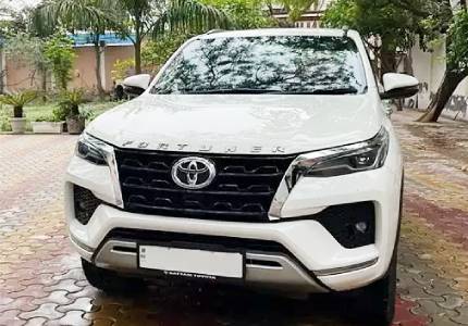 Luxury One Way Fortuner Car Rental